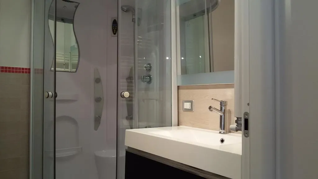 Apartment Appartamento Del Molo Finale Ligure Italy